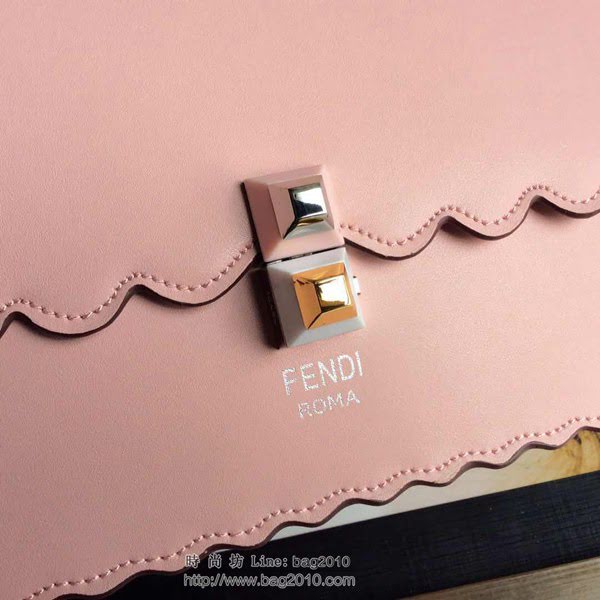 FENDI女包 經典走秀款 羅馬時尚雜誌封面主推 原版牛皮 芬迪鏈條斜挎包 2227#  fdz2040